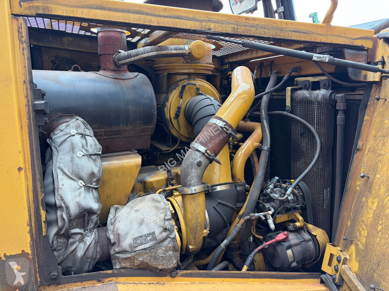 Бульдозер Caterpillar