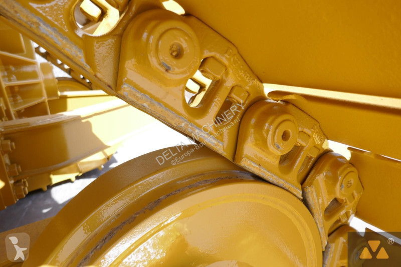بلدوزر Caterpillar D6T