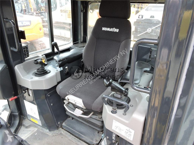 بلدوزر Komatsu I-24 + GPS