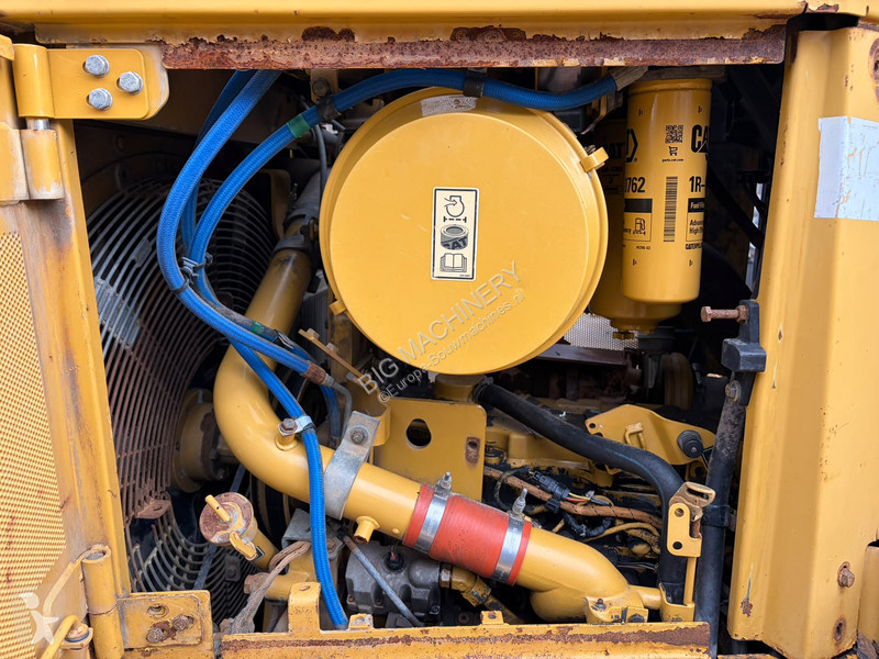 Булдозер Caterpillar D6R2
