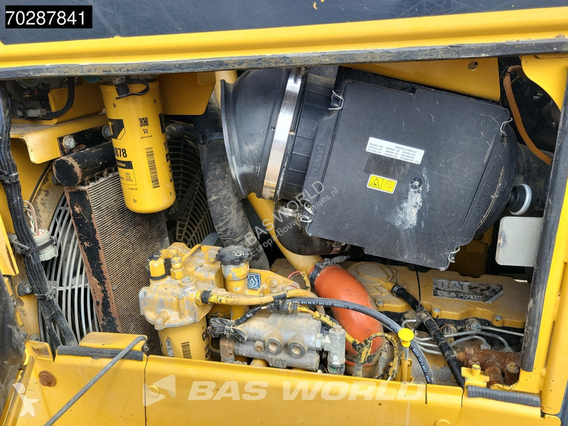 Buldozer Caterpillar D6  RIPPER