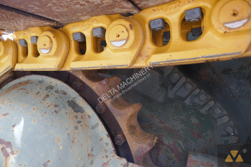 بلدوزر Caterpillar Ex-army