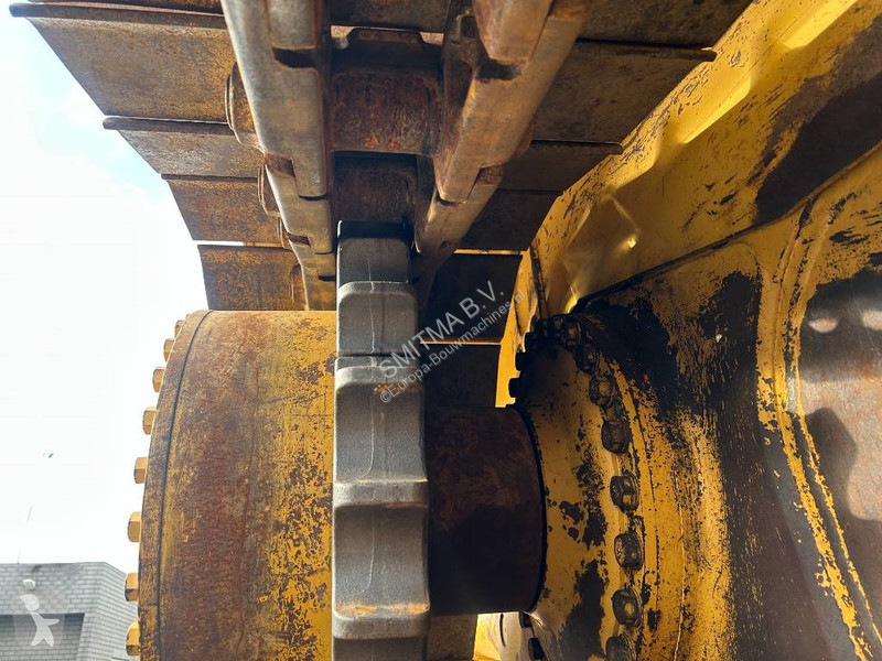 بلدوزر Caterpillar R II
