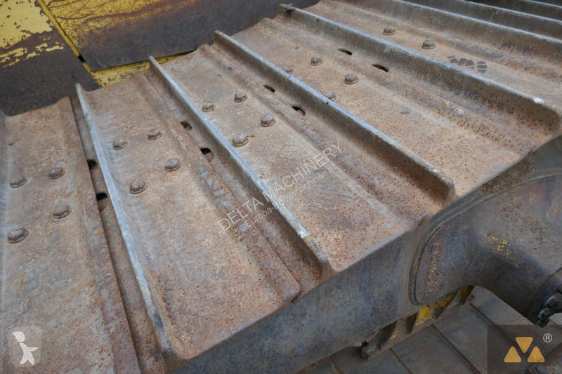 Buldozér Komatsu EO