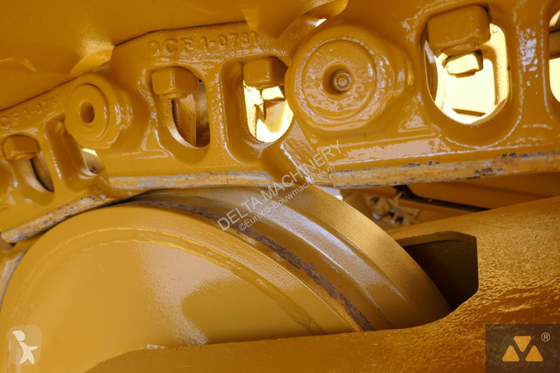 بلدوزر Caterpillar D6T