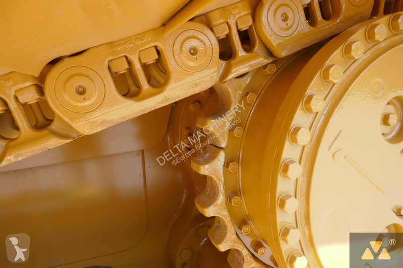 بلدوزر Caterpillar D6T