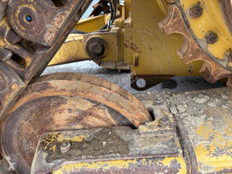 بلدوزر Caterpillar (Foldable Blade / Ripper)
