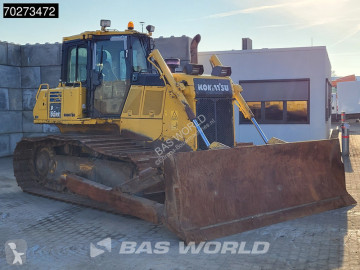 Buldozer pe șenile Komatsu