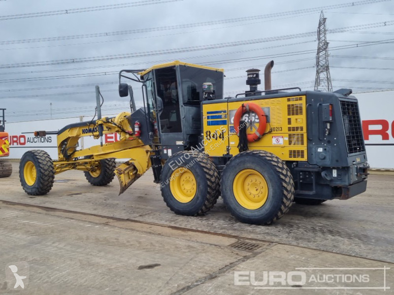 Buldozer Komatsu GD655-6