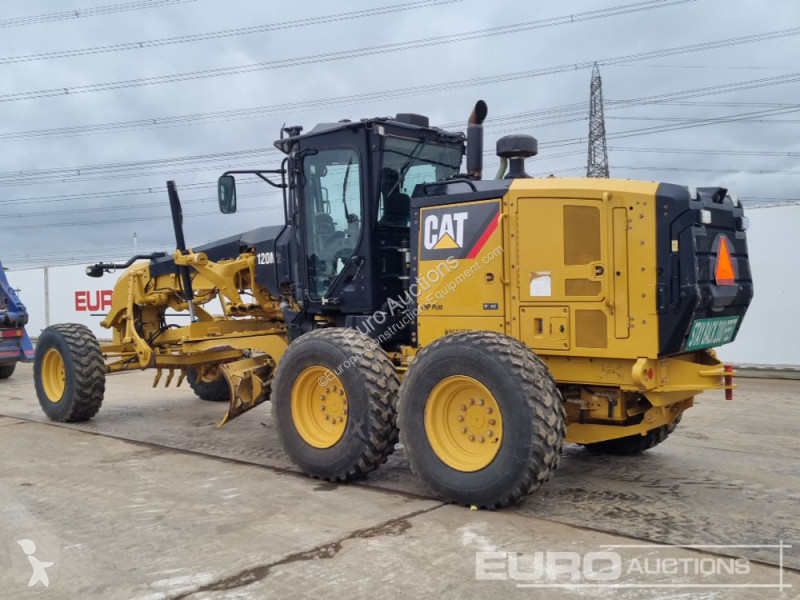 Buldozer Caterpillar 2