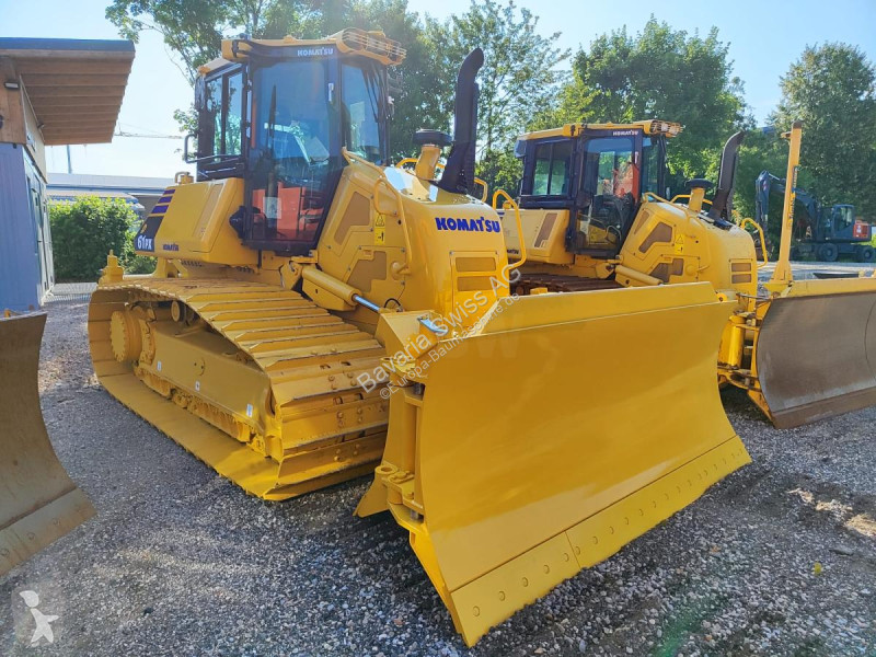 Bulldozer Komatsu -24E0