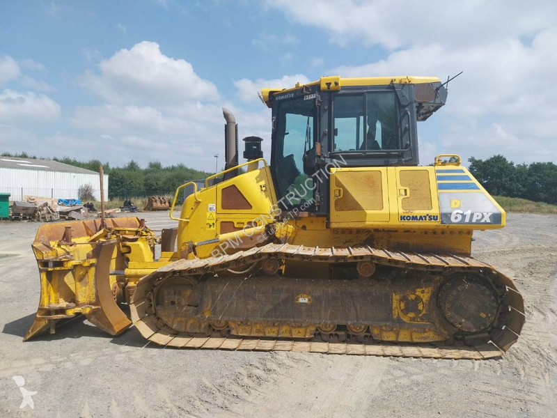 بلدوزر Komatsu