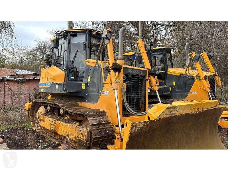 Bulldozer Dressta TD-15M SERIES2