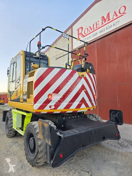 Bulldozer Komatsu PW 148-11