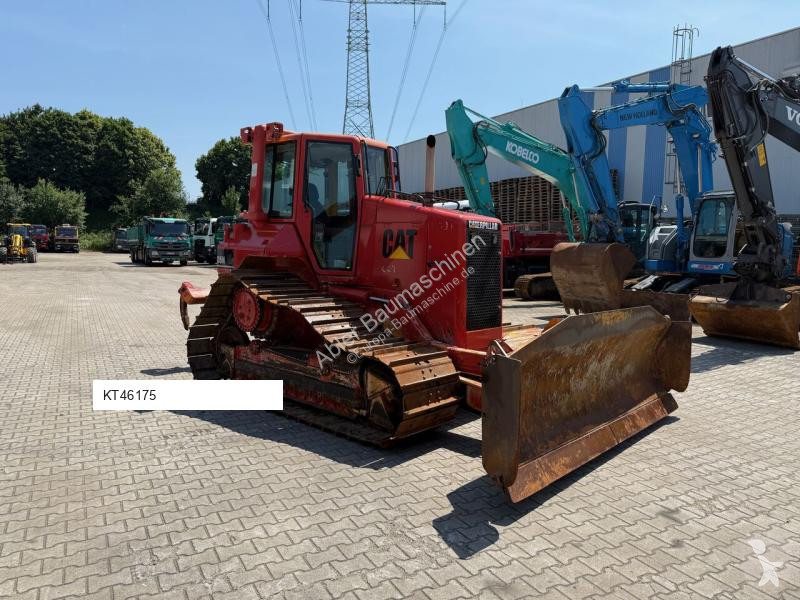 Bulldozer Caterpillar D5
