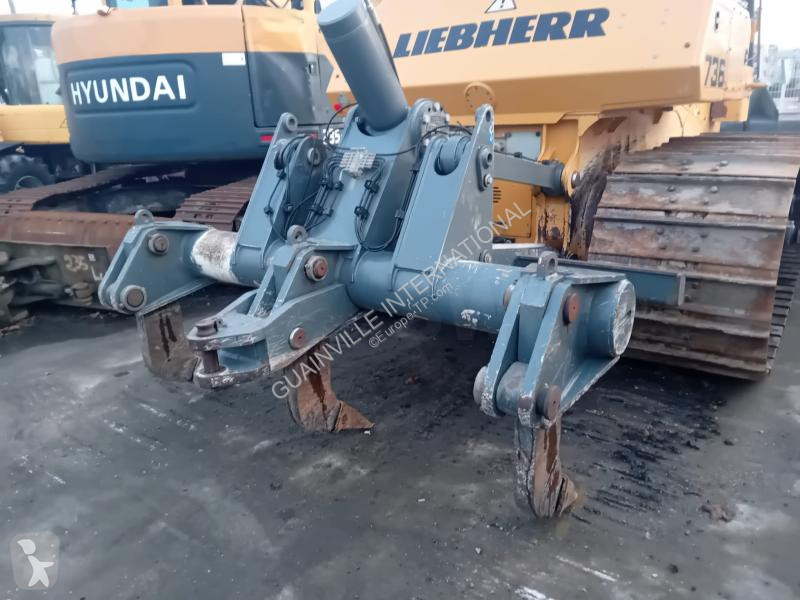 Bulldozer Liebherr 736