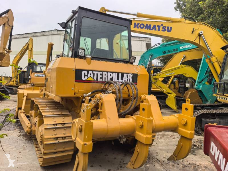بلدوزر Caterpillar