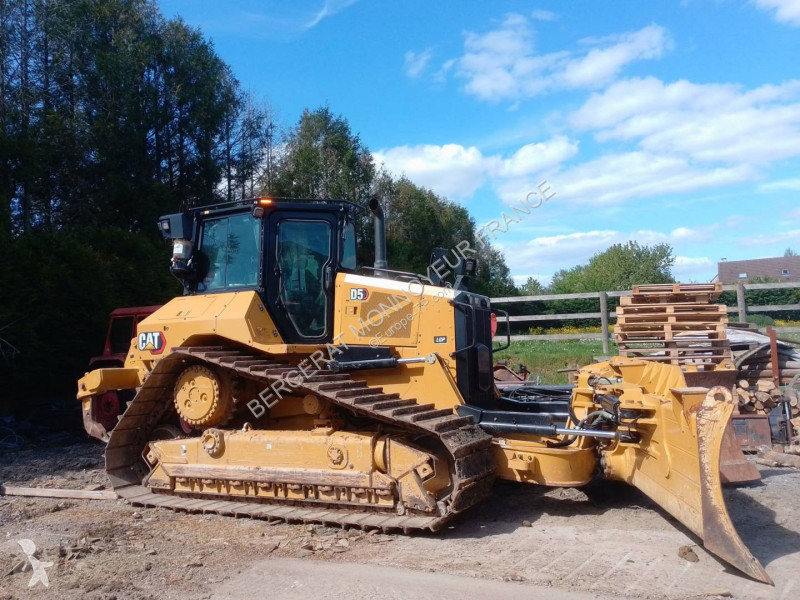Buldozér Caterpillar D5-17VP