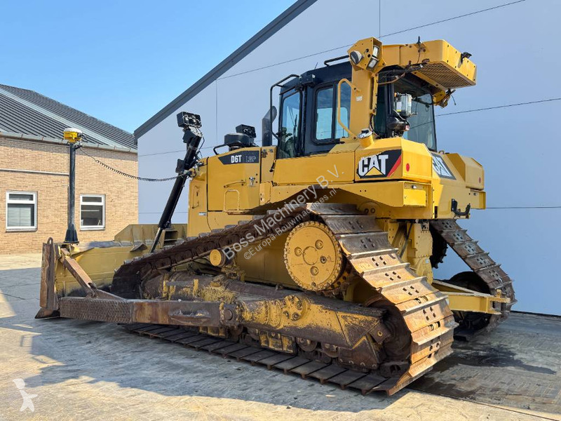 Buldozér Caterpillar D6T LGP - TRIMBLE GPS...