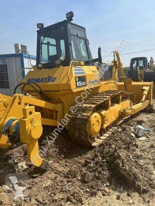 Buldozér Komatsu D85