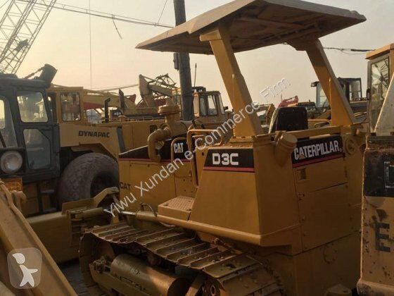 Buldozér Caterpillar D3C