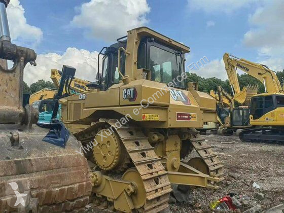بلدوزر Caterpillar D6R