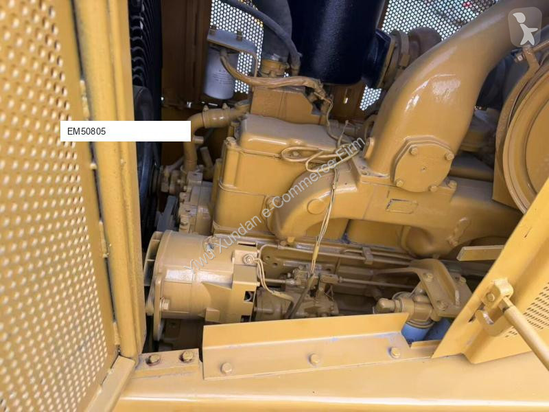بلدوزر Caterpillar D8R
