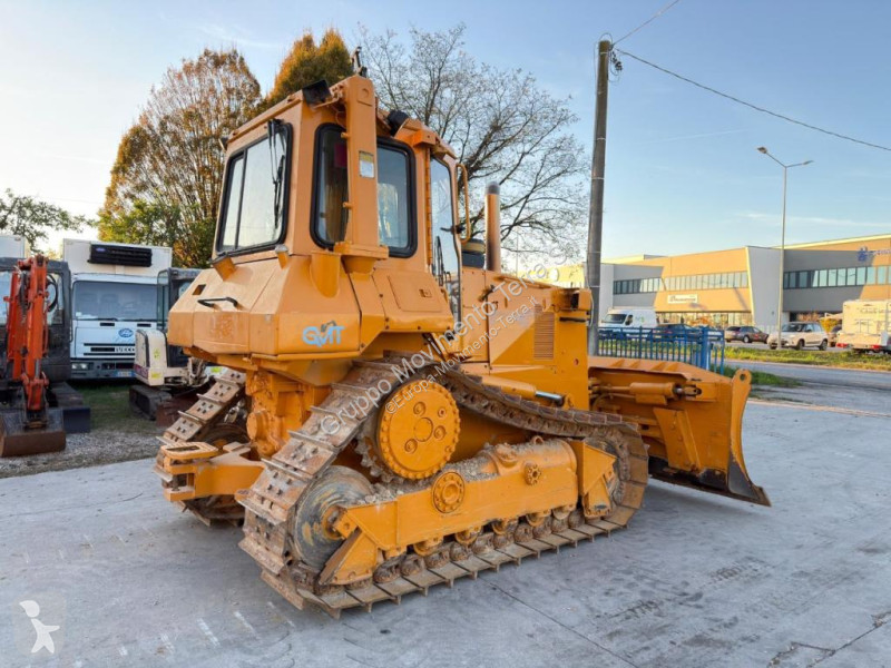 Buldozér Caterpillar D5H