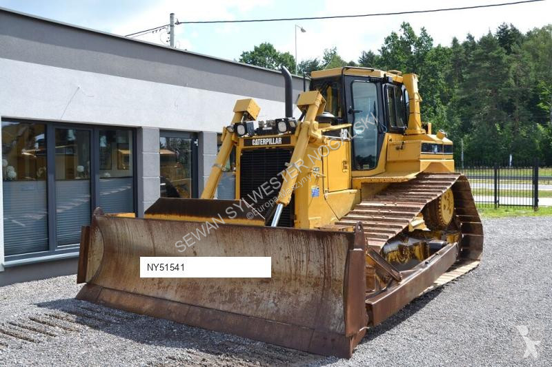 Buldozér Caterpillar D6R