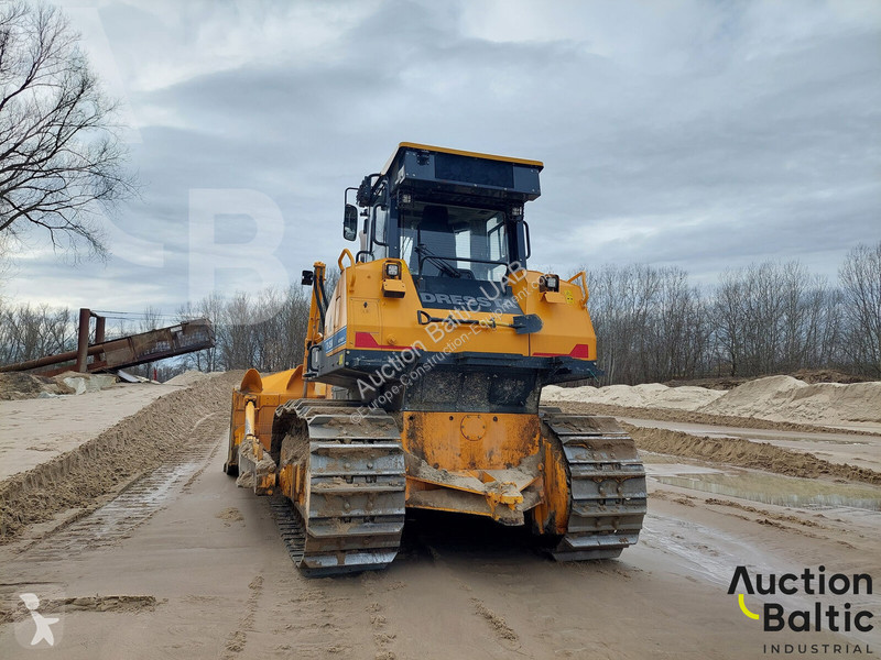 Bulldozer Dressta series-1
