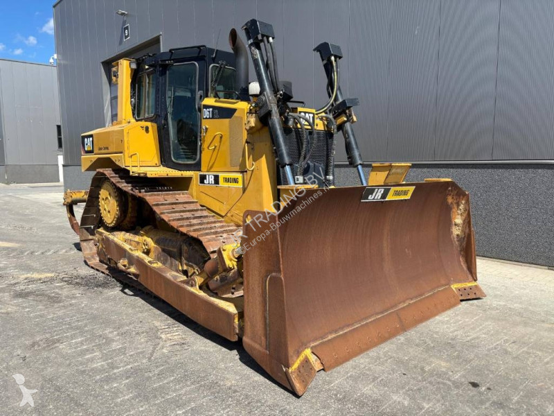 Бульдозер Caterpillar