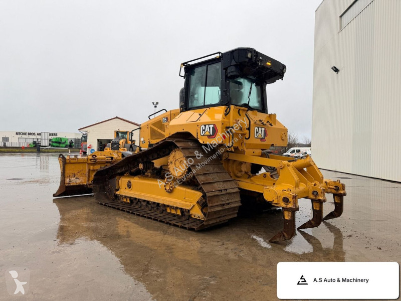 Bulldozer Caterpillar D5