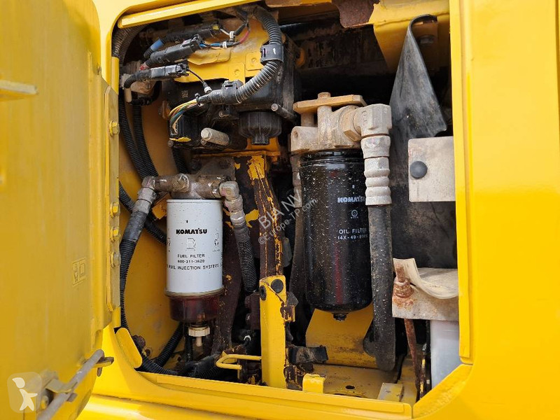 Buldózer Komatsu D65PXI18