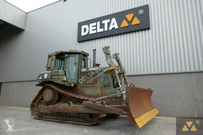 Bulldozer sur chenilles Caterpillar