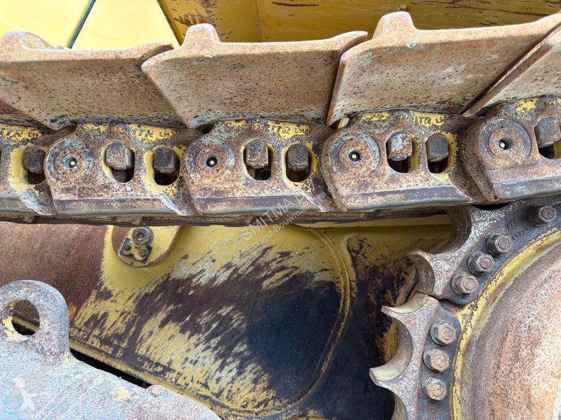 Buldozér Caterpillar - CE
