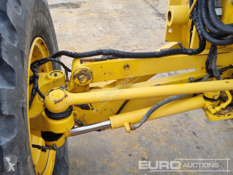 Buldozer Komatsu GD655-6