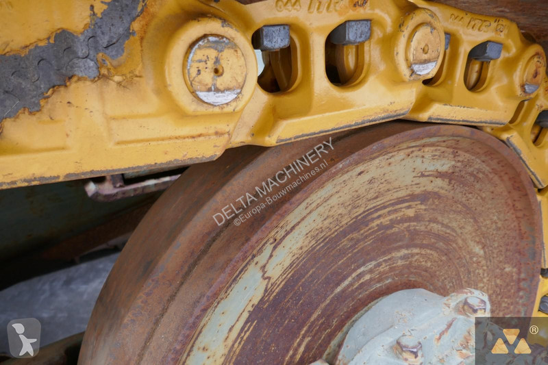 بلدوزر Caterpillar Ex-army