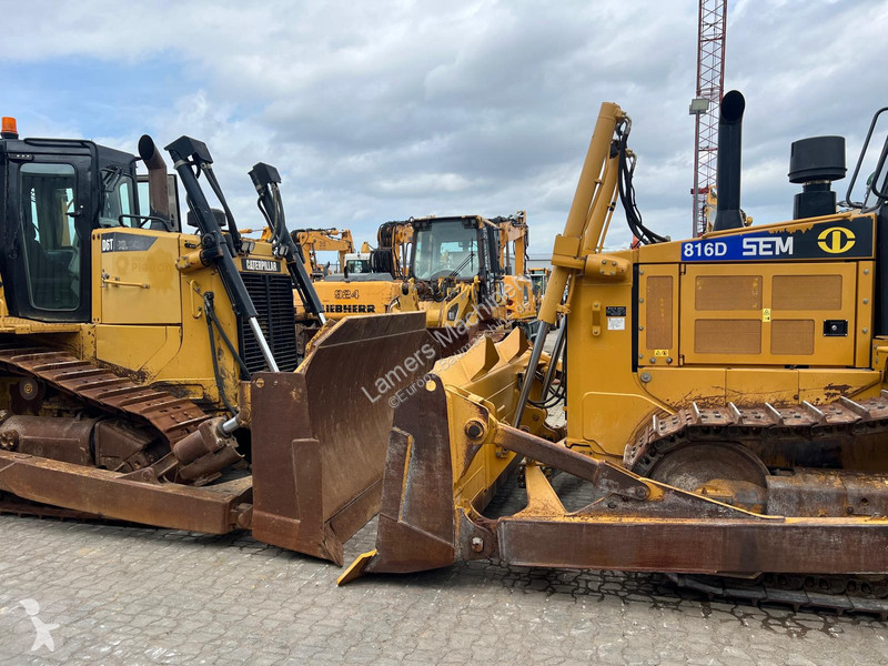 Buldozer SEM 816D .