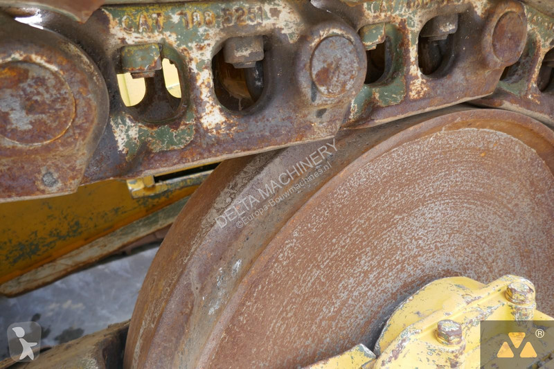 Buldozér Caterpillar Ex-army
