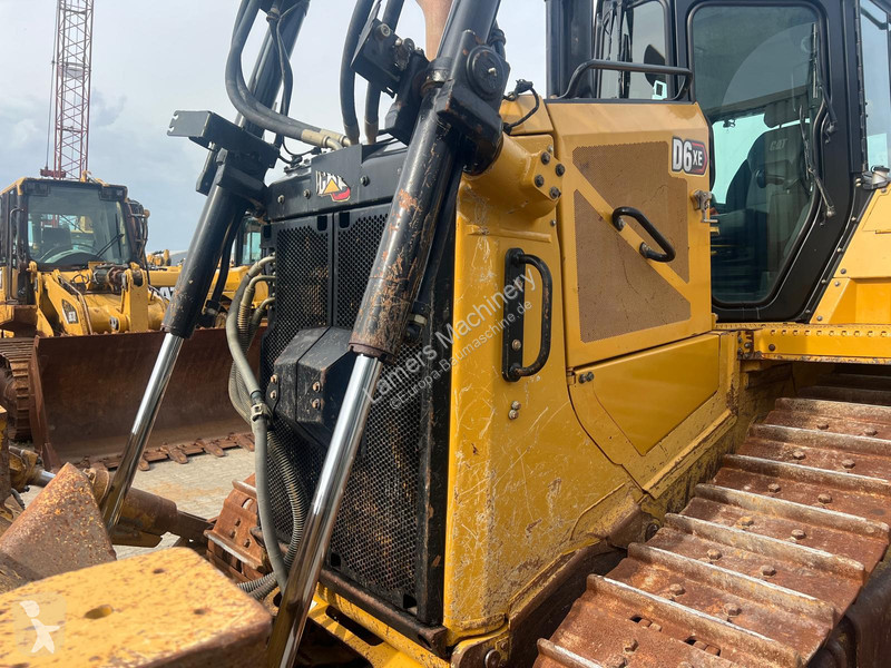 بلدوزر Caterpillar D6 XL next generation .