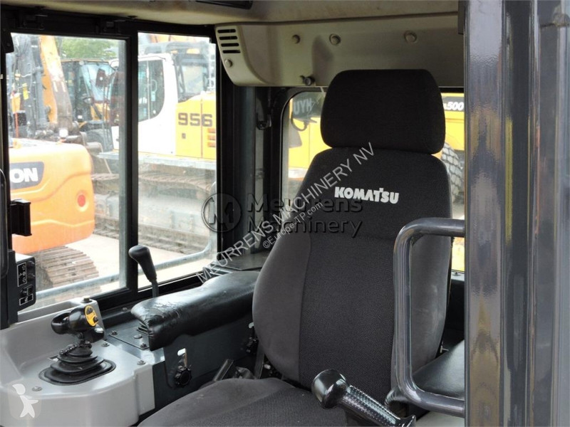 بلدوزر Komatsu I-24 + GPS