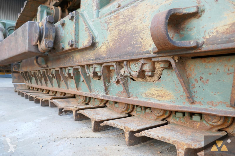 بلدوزر Caterpillar Ex-army