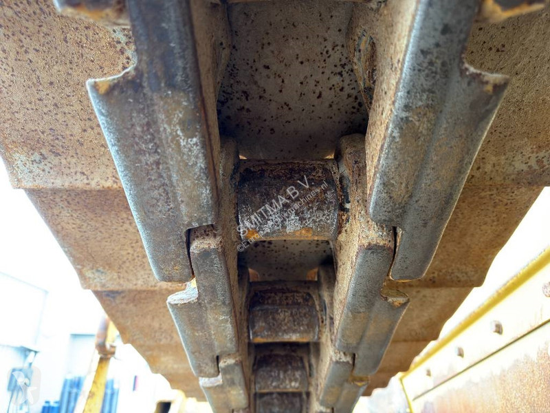Buldozér Caterpillar - CE