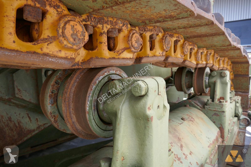 بلدوزر Caterpillar Ex-army