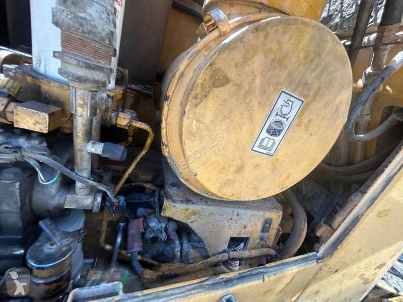 بلدوزر Caterpillar D6N