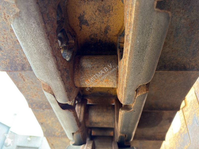 Buldozér Caterpillar D6T