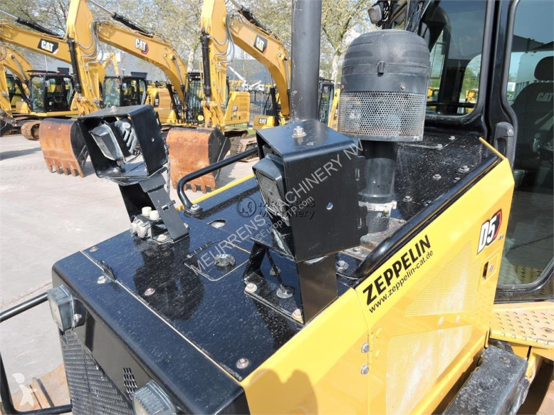Bulldozer Caterpillar D5