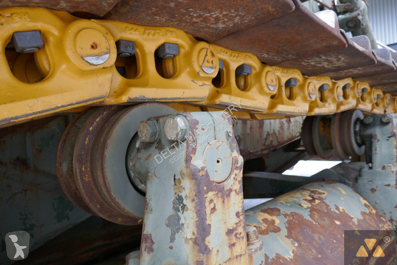 بلدوزر Caterpillar Ex-army