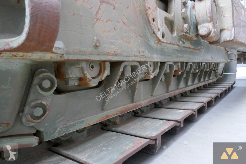 بلدوزر Caterpillar Ex-army