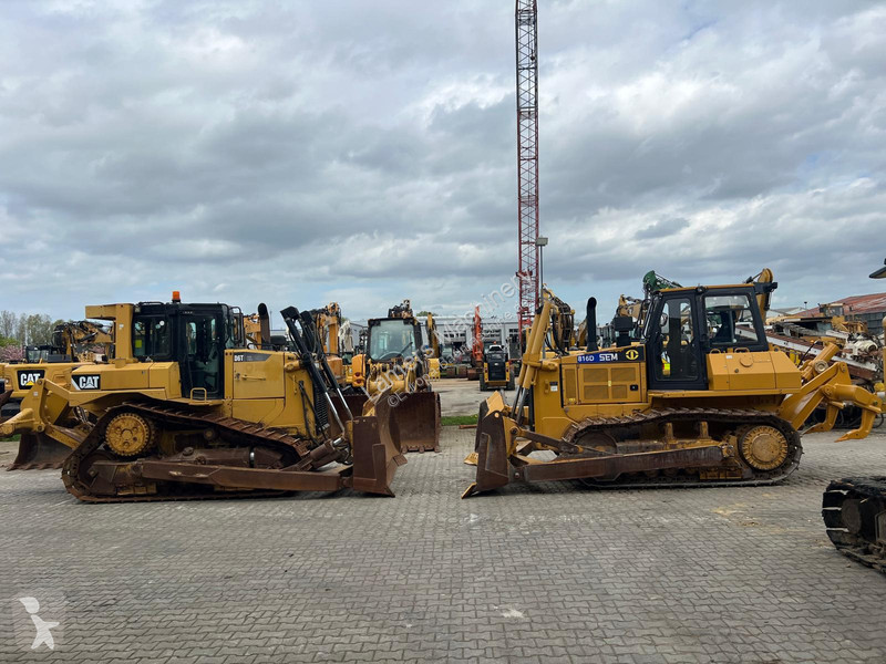 Buldozer SEM 816D .